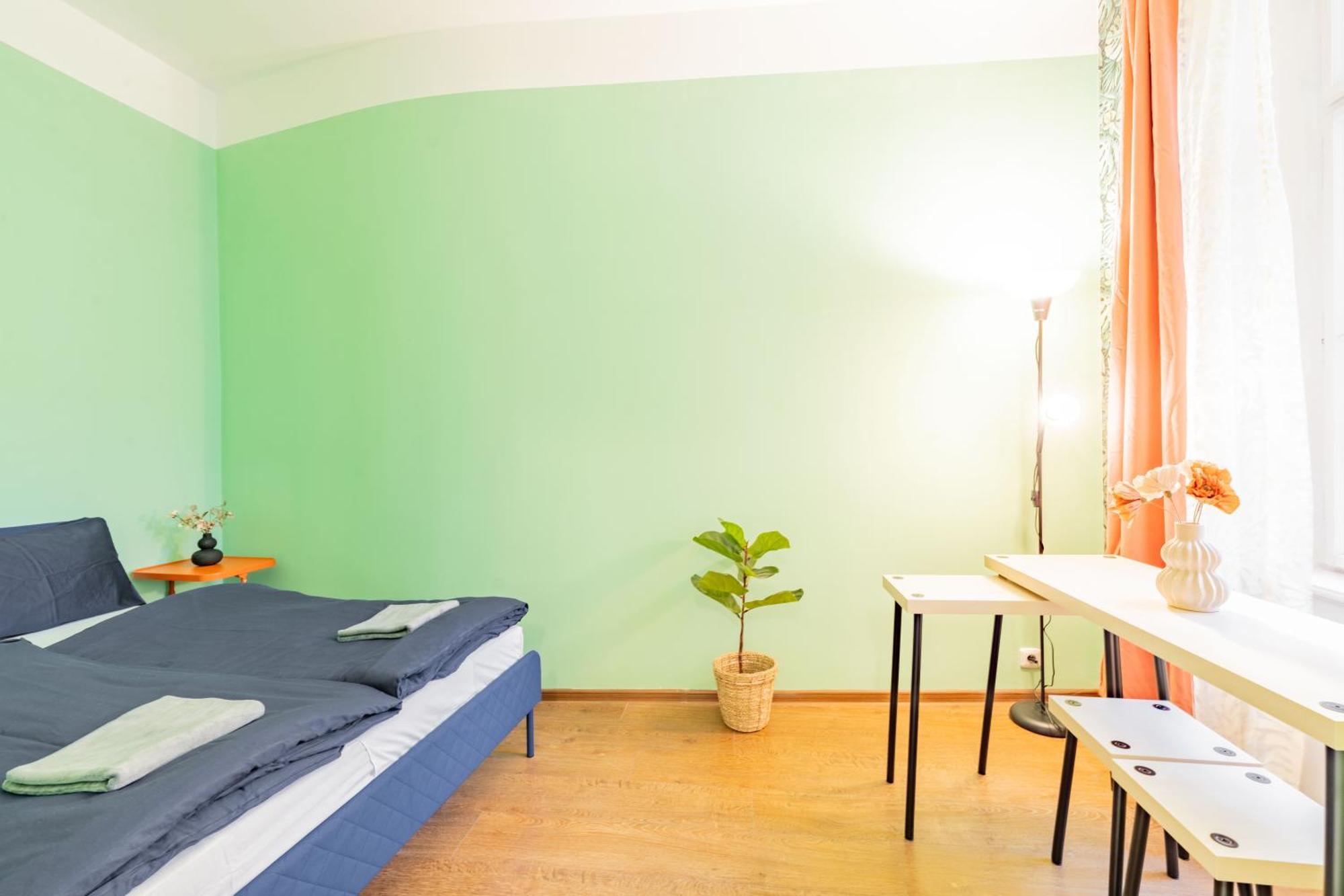 Stellar Female Hostel Prague Ngoại thất bức ảnh