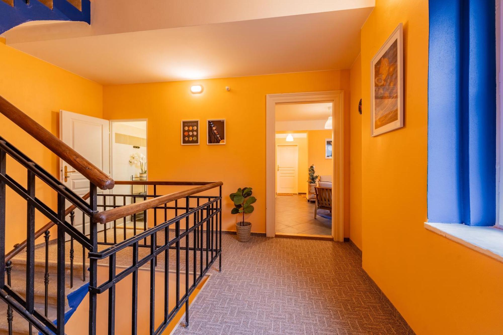 Stellar Female Hostel Prague Ngoại thất bức ảnh