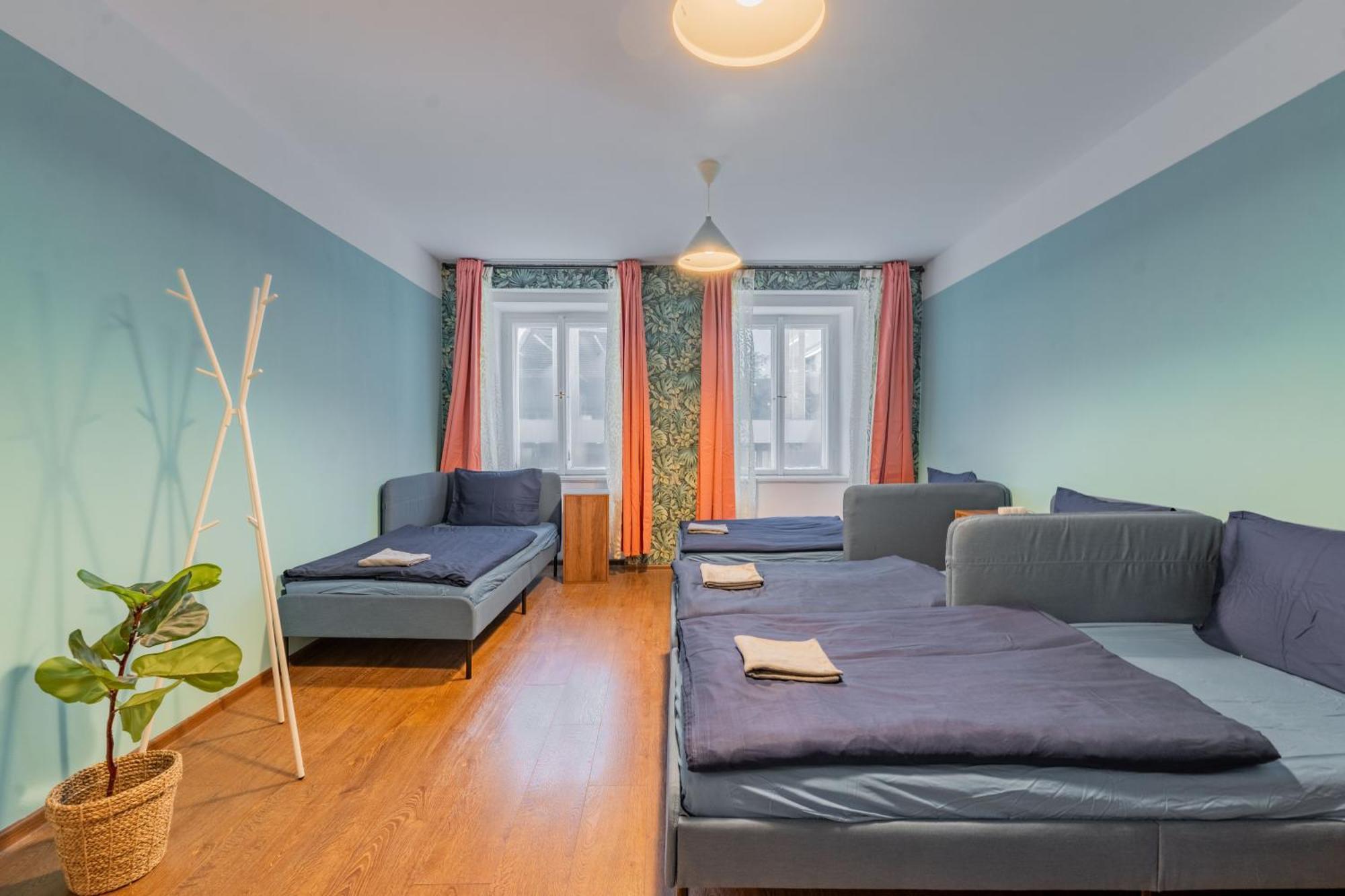 Stellar Female Hostel Prague Ngoại thất bức ảnh